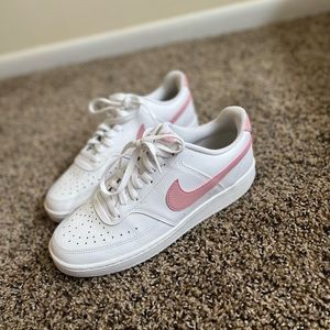 Nike court vision low sneakers